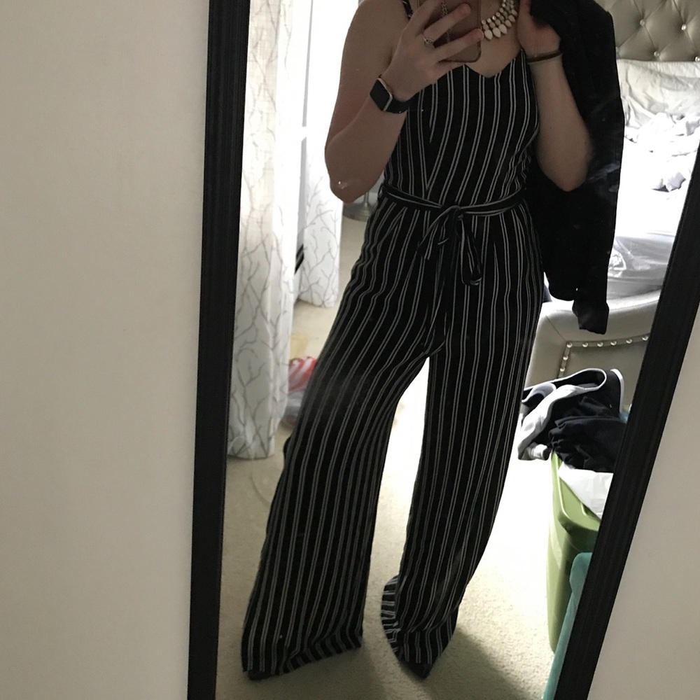 Sick striped pantsuit!!!